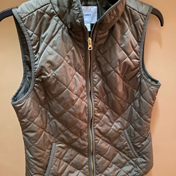 Old Navy Jackets & Blazers - Women’s light weight vest jacket